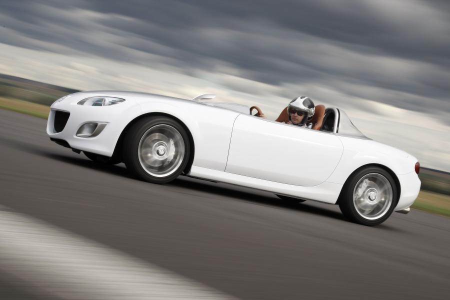  Mazda MX-5 Super Lightweight Version 2009 года  (фото 94 из 99)